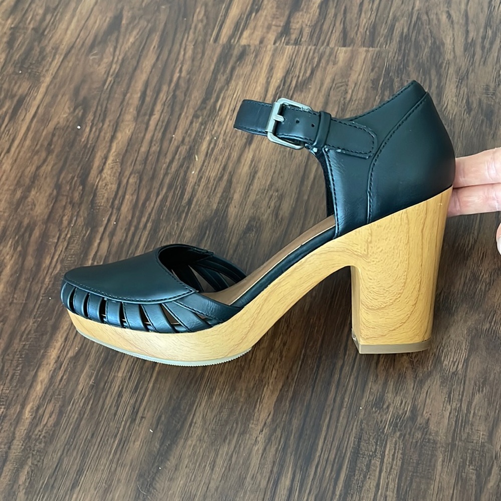 DV by Dolce Vita Black Clog Heels